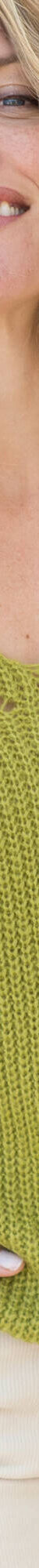 Pull col V maille anglaise ajourée (vert mousse) Pull col V maille anglaise ajourée (vert mousse)